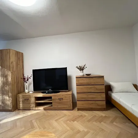 Apartment Rosniarka *
